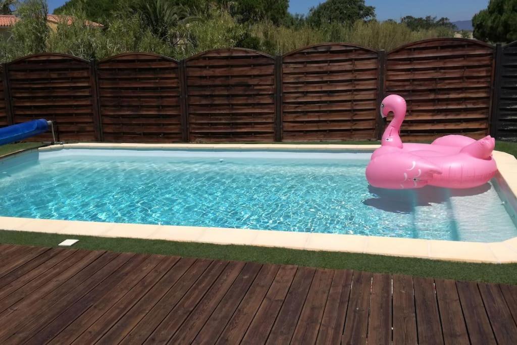 T2: 45M2 :4 Places :Independant Dans Villa Hyères Esterno foto